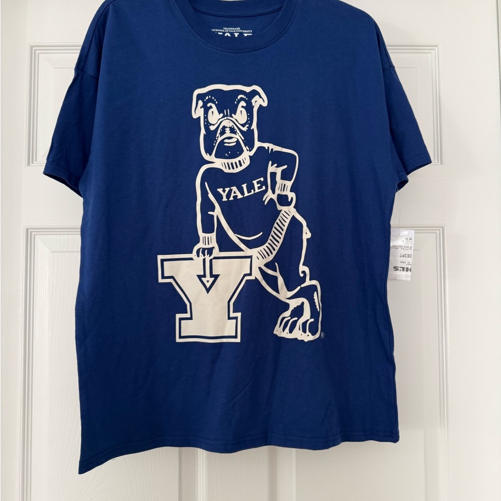 Yale Blue Graphic Tee - Short Sleeve